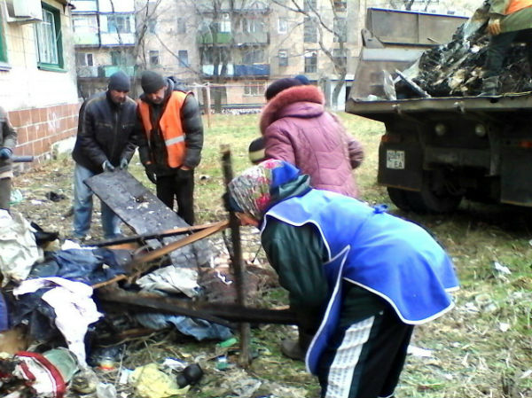 ул. Остапенко46 уборка и вывоз бытового мусора 820cf